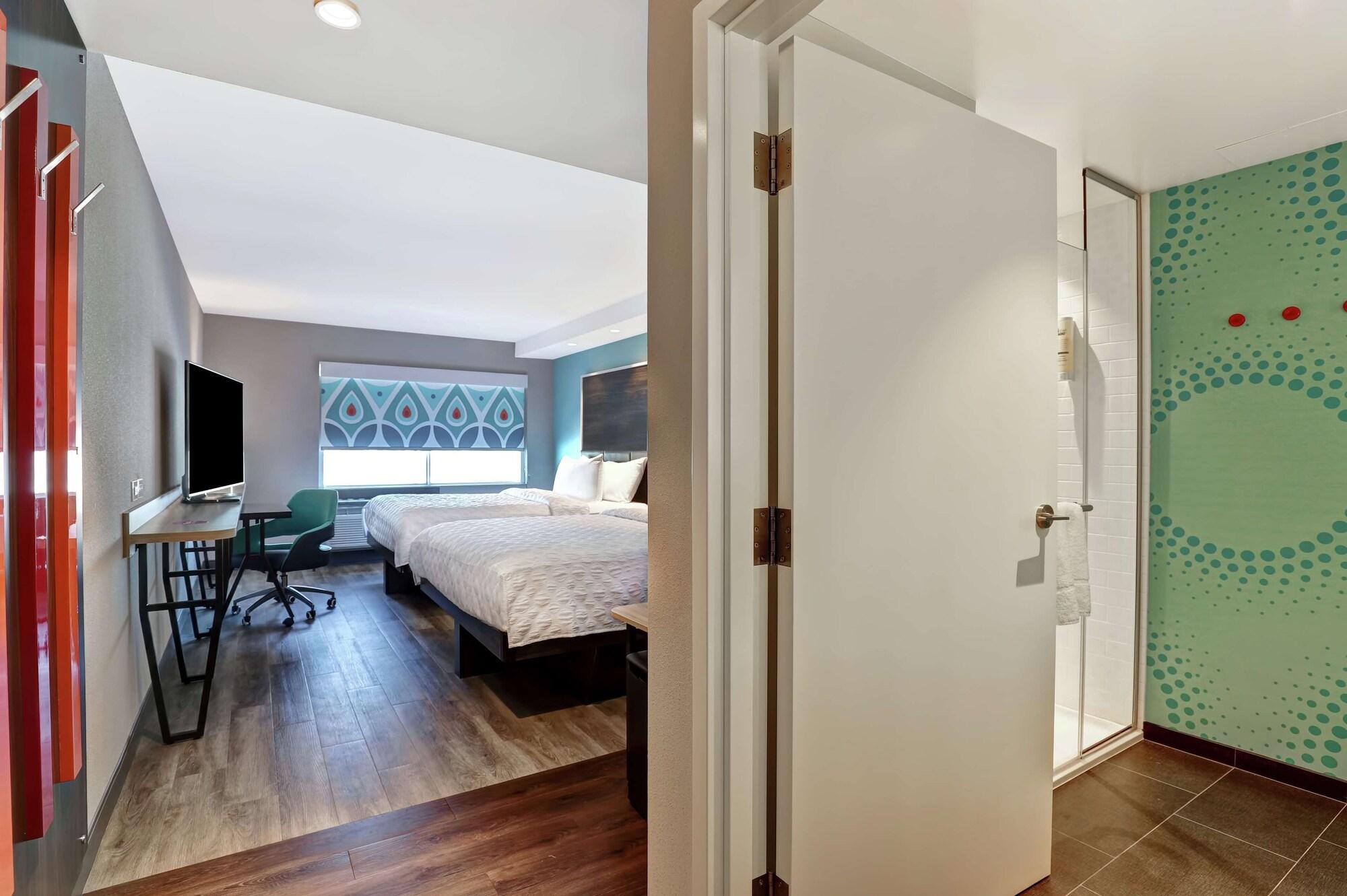 Tru By Hilton Edmonton Windermere Ngoại thất bức ảnh