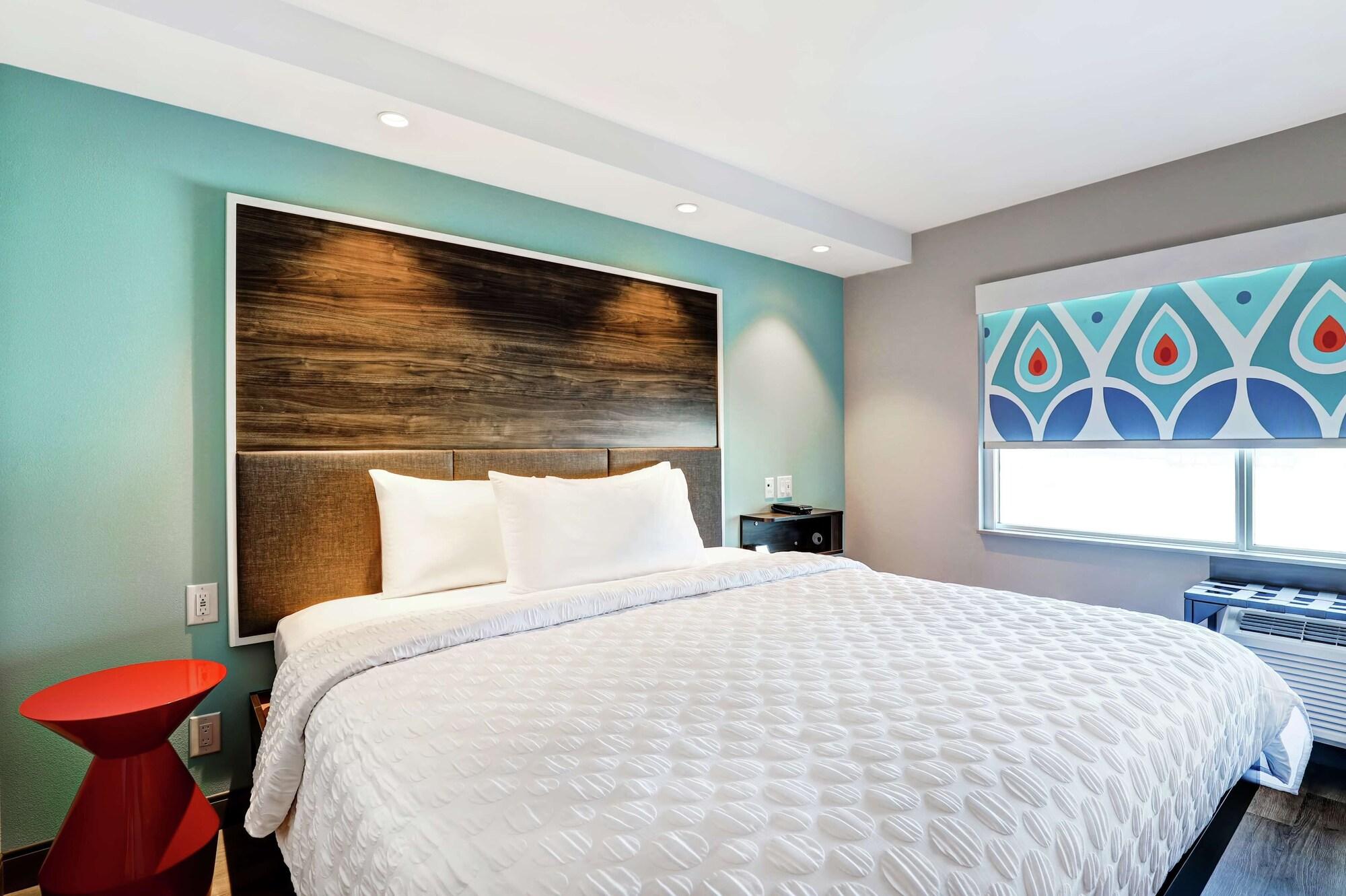 Tru By Hilton Edmonton Windermere Ngoại thất bức ảnh