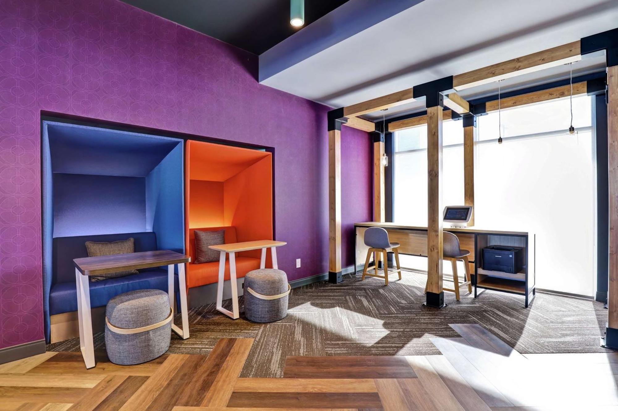 Tru By Hilton Edmonton Windermere Ngoại thất bức ảnh