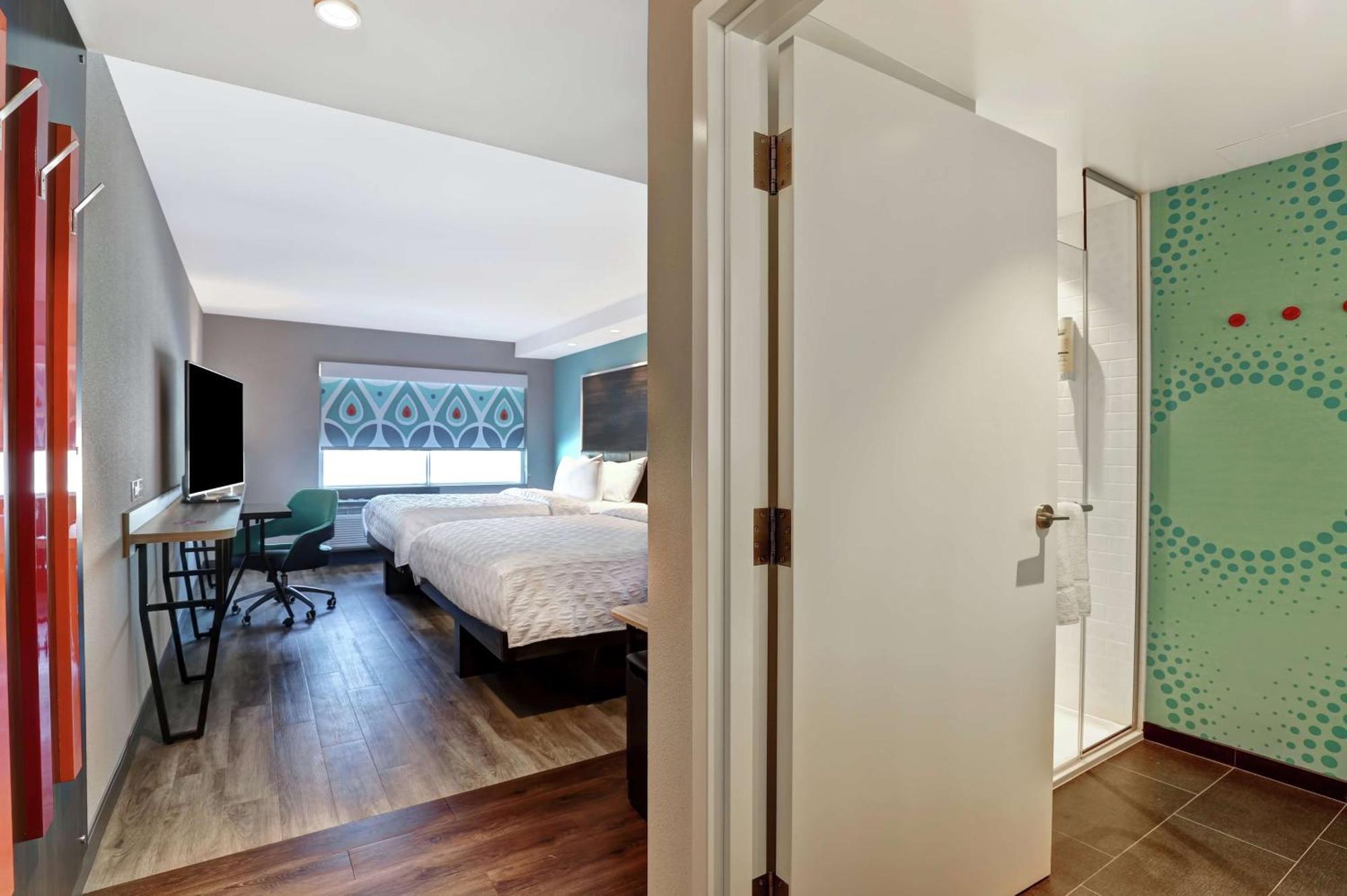 Tru By Hilton Edmonton Windermere Ngoại thất bức ảnh