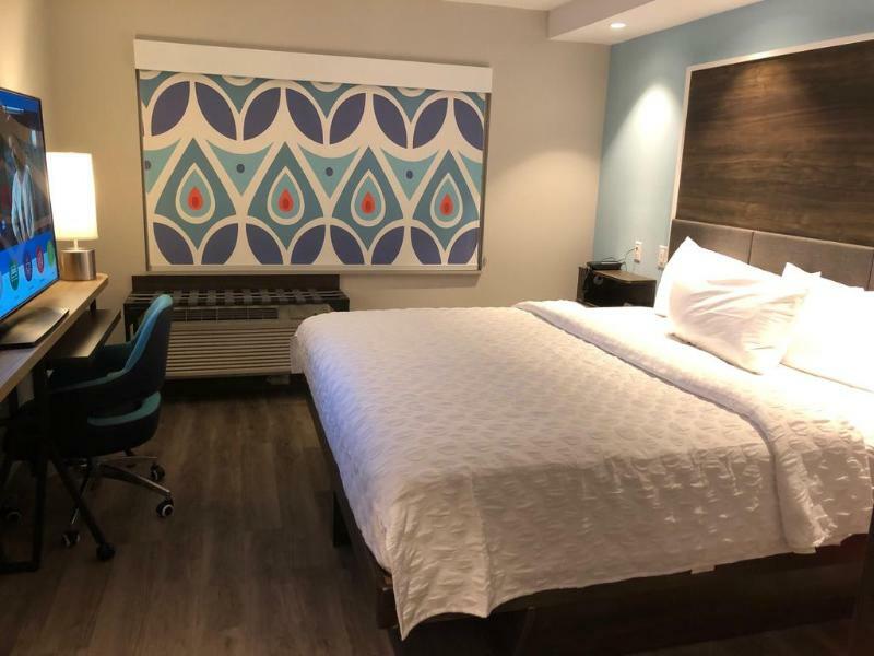 Tru By Hilton Edmonton Windermere Ngoại thất bức ảnh